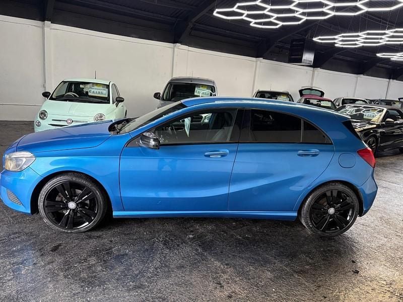 Used Mercedes A200 2013 Blue Hatchback