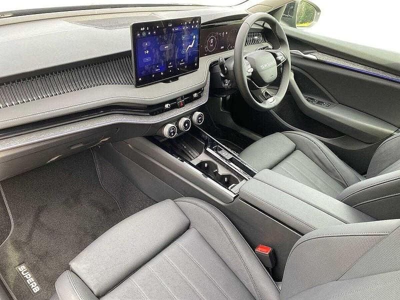 Used Skoda Superb SE L 150 HP (110 kW) 2026 Midnight black metallic Hatchback