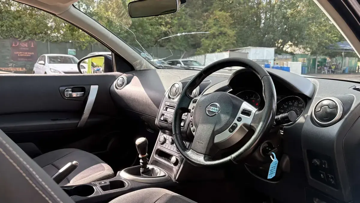 Used Nissan Qashqai +2 Acenta 110 HP (80 kW) 2011 Black SUV