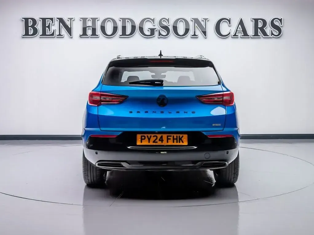 Used Vauxhall Grandland X S 225 HP (165 kW) 2024 Blue SUV