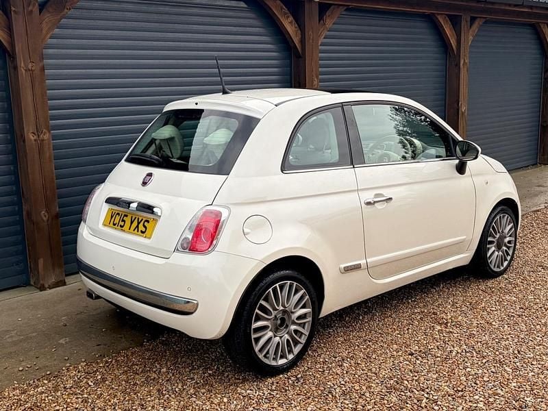 Used Fiat 500 Lounge 69 HP (50 kW) 2015 White Hatchback