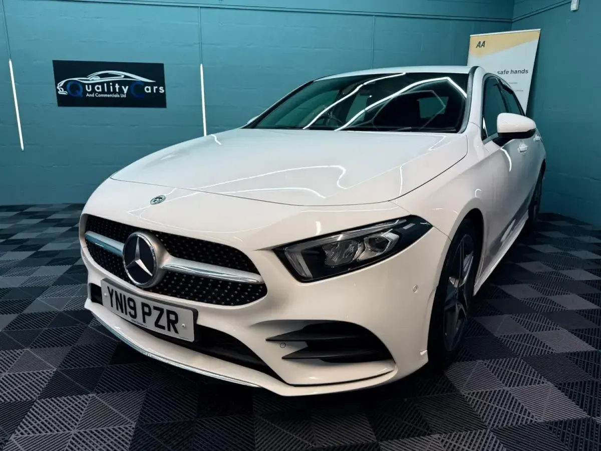 Used Mercedes A200 Executive 163 HP (119 kW) 2019 White Hatchback