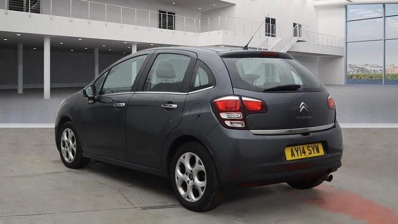 Begagnad Citroën C3 Exclusive 120 HK (88 kW) 2014 Grå Halvkombi