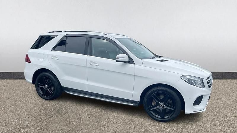 Used Mercedes GLE250 AMG line 204 HP (150 kW) 2017 White Estate