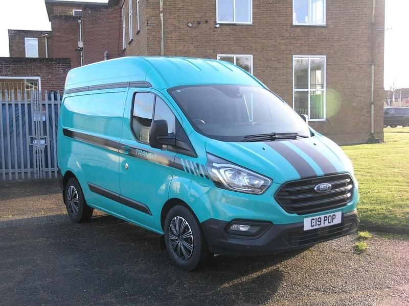 Green Used 2018 Ford Transit Custom Trend Van | £11,995 (Good price) - Image 1/4