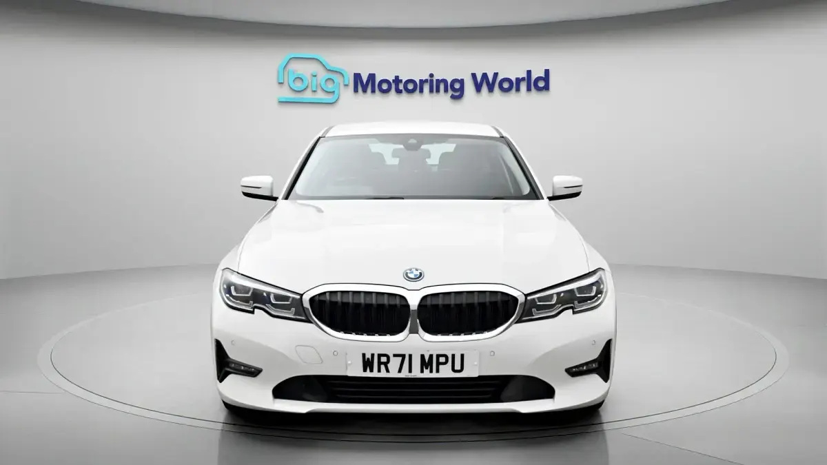 Used BMW 330 288 HP (211 kW) 2022 Sedan