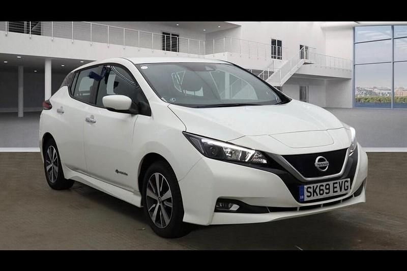 White Used 2019 Nissan Leaf Acenta Hatchback | £7,990 (Super price) - Image 1/1