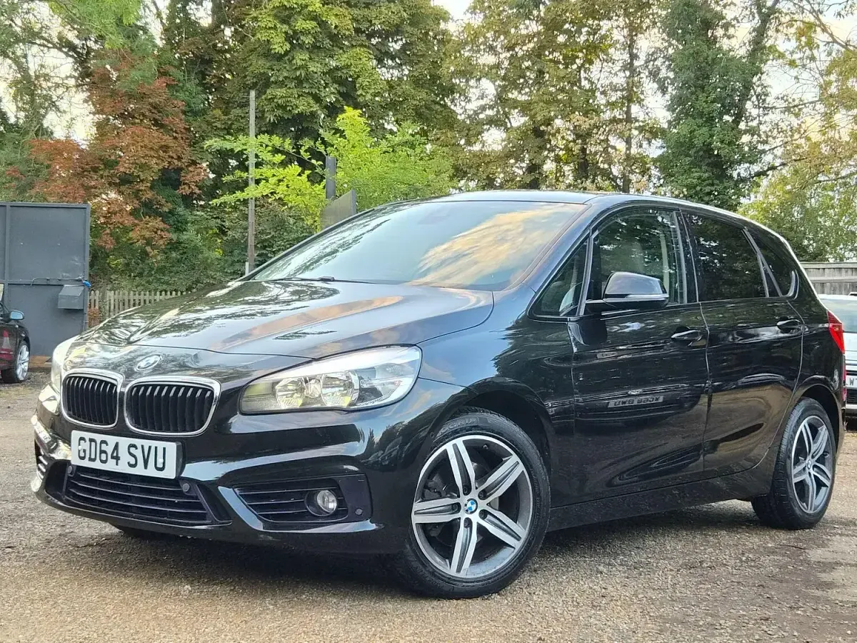 Used BMW 218 Sport Line 2015 Black Hatchback