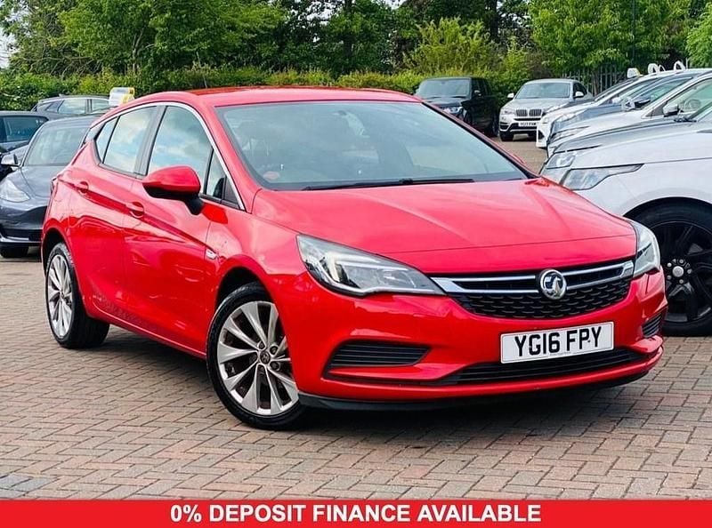 Red Used 2016 Vauxhall Astra Hatchback | £5,399 (Good price) - Image 1/4