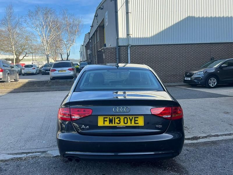 Used Audi A4 Comfort 163 HP (119 kW) 2013 Grey Sedan