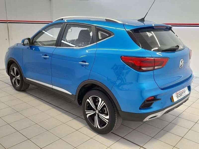 Używany MG ZS Excite 106 KM (77 kW) 2023 Niebieski SUV