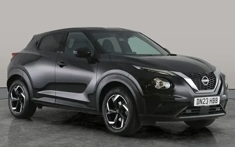 Used Nissan Juke N-Connecta 114 HP (83 kW) 2023 Black SUV