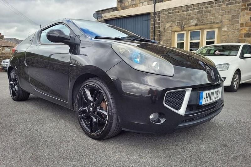 Black Used 2011 Renault Wind GT-Line Cabriolet | £1,995 (Good price) - Image 1/1