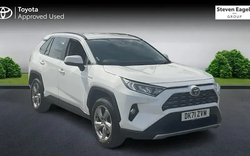 Used Toyota RAV4 Design 218 HP (160 kW) 2025 SUV