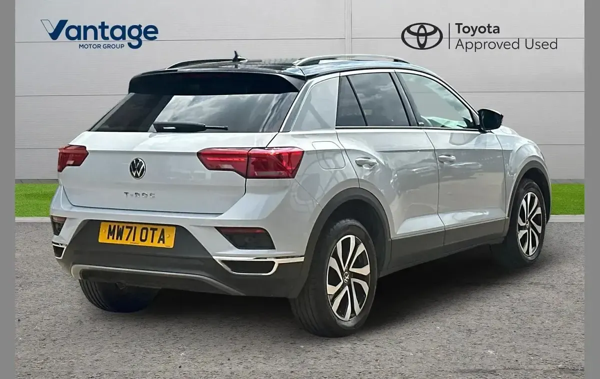 Used VW T-Roc Active 147 HP (108 kW) 2021 Silver SUV