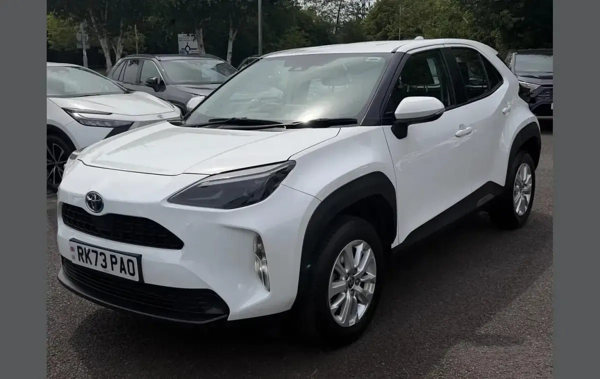 Used Toyota Yaris Cross 113 HP (83 kW) 2023 White SUV