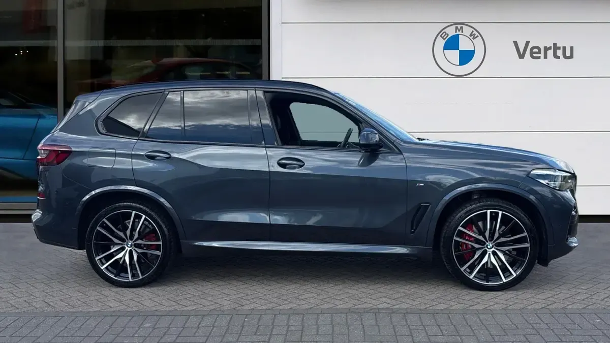 Used BMW X5 Shadowline 530 HP (389 kW) 2021 Grey SUV