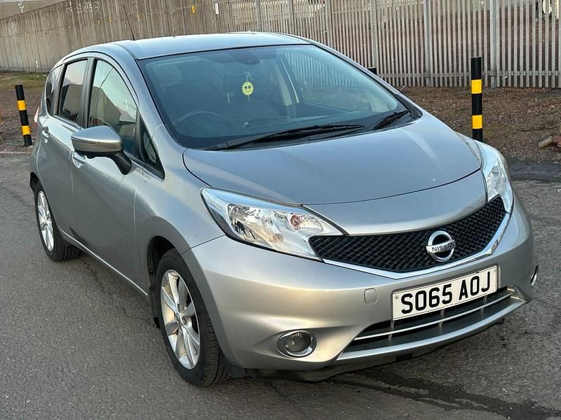 Used Nissan Note Tekna 90 HP (66 kW) 2015 Silver Hatchback