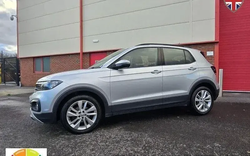 Usado VW T-Cross SE 95 HP (69 kW) 2023 SUV