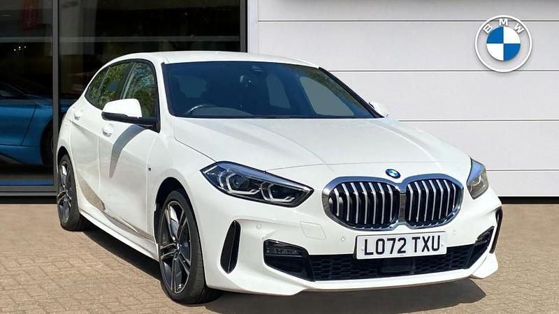Used BMW 118 M Sport 134 HP (98 kW) 2022 White Hatchback