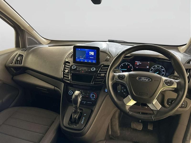 Used Ford Transit Connect Limited 120 HP (88 kW) 2021 White MPV