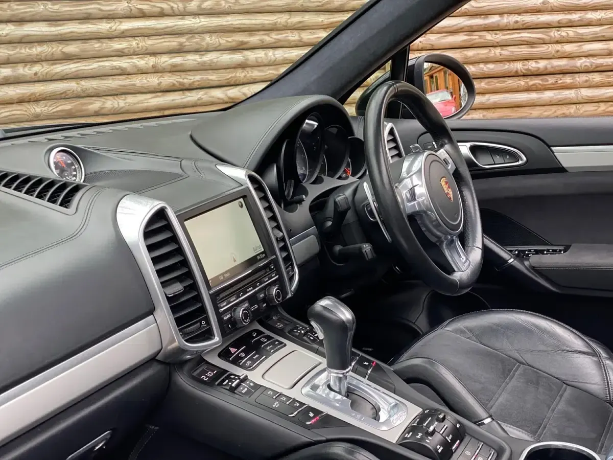 Used Porsche Cayenne 2013 Black SUV