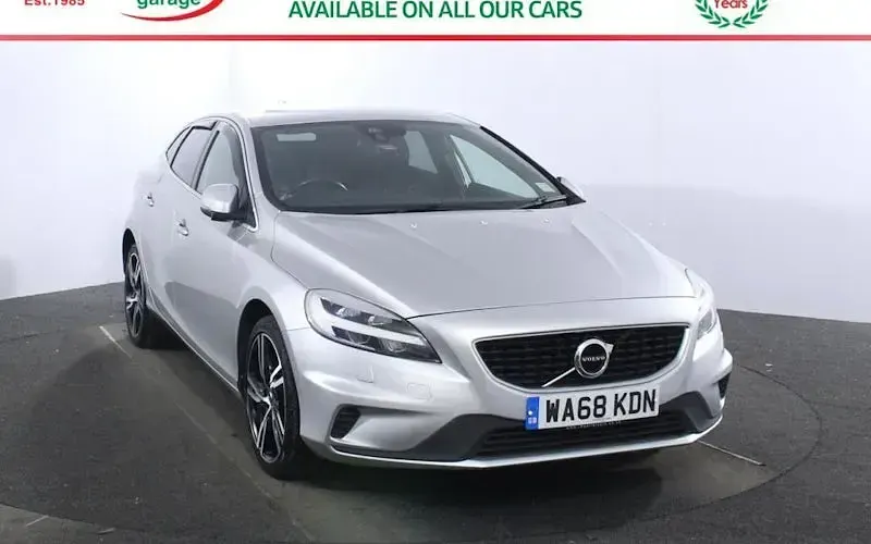 Usado Volvo V40 R-Design Pro 152 HP (111 kW) 2018 Citadino