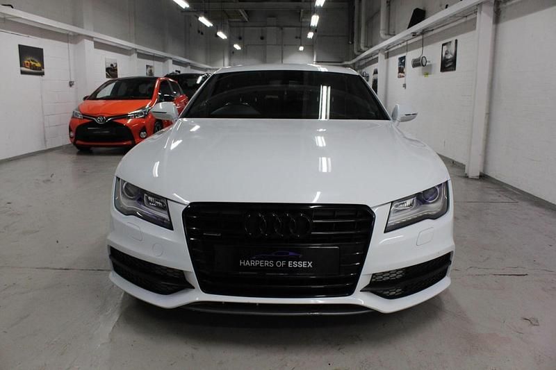 Used Audi A7 Sportback Design 204 HP (150 kW) 2013 White Hatchback