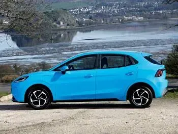 New MG MG4 EV Comfort 109 kW (149 HP) 2026 Blue Hatchback