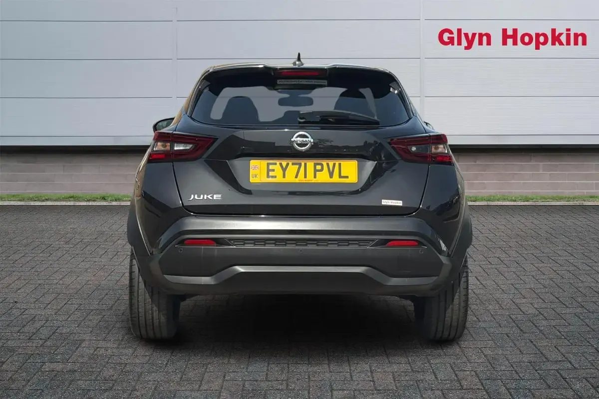 Used Nissan Juke Tekna 2021 Black SUV