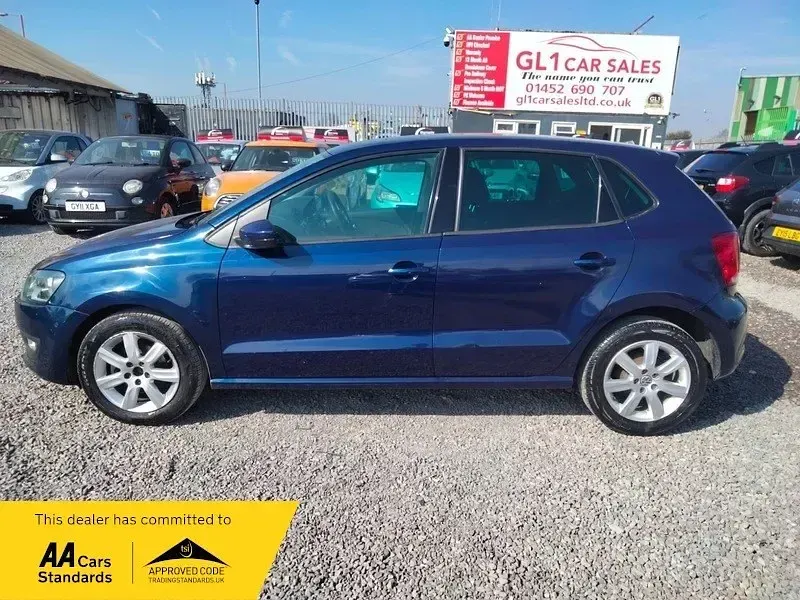 Usado VW Polo Edition 60 HP (44 kW) 2014 Azul Citadino