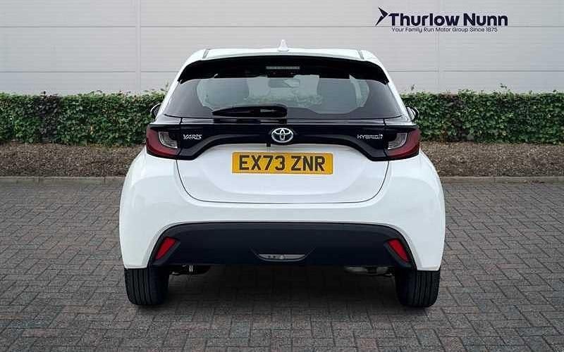 Used Toyota Yaris Hybrid 116 HP (85 kW) 2026 Hatchback