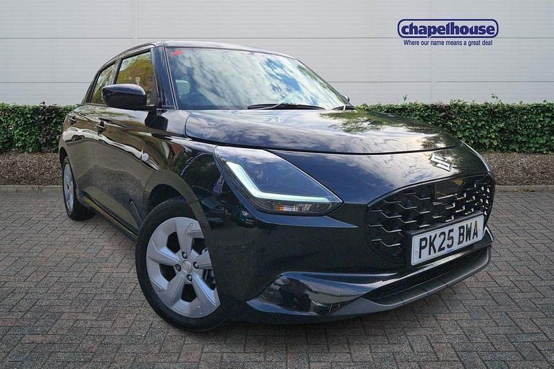 Used 2025 Suzuki Swift Hatchback | £18,495 (Fair price) - Image 1/4