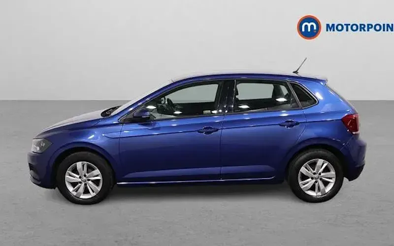 Used VW Polo SE 65 HP (47 kW) 2018 Blue Hatchback