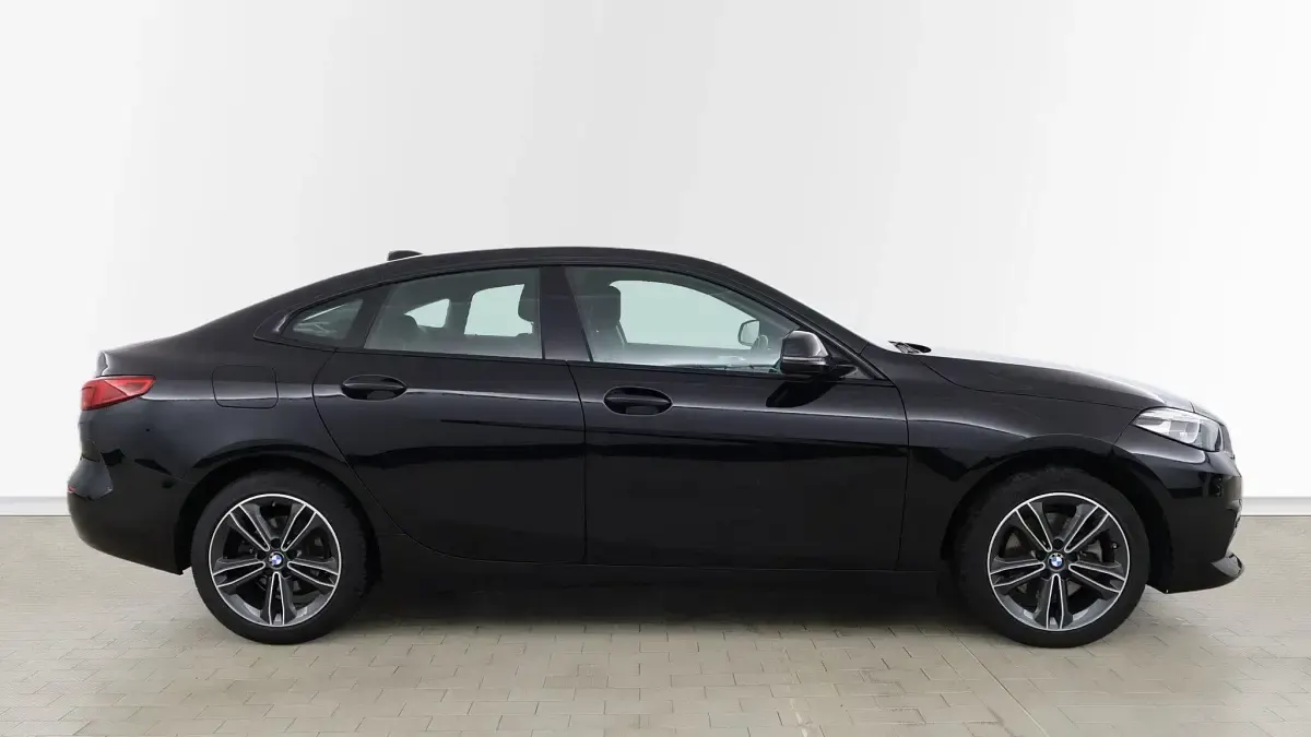 Used BMW 218 Sport Line 134 HP (98 kW) 2021 Black Coupe