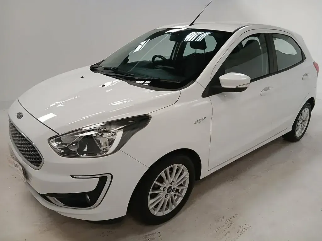 Used Ford Ka Plus Zetec 85 HP (62 kW) 2019 White Hatchback