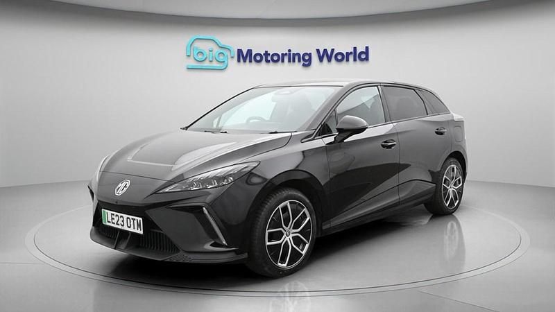 Usado MG MG4 EV Trophy 319 kW (435 CV) 2023 Utilitario