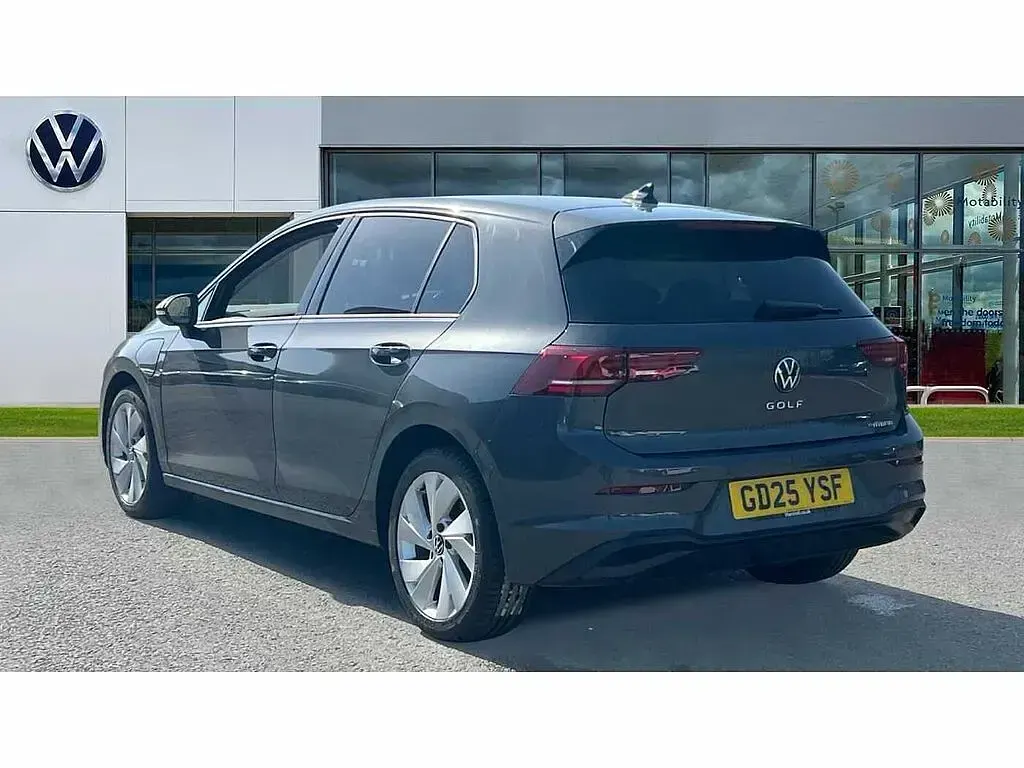 Used VW Golf VIII 204 HP (150 kW) 2025