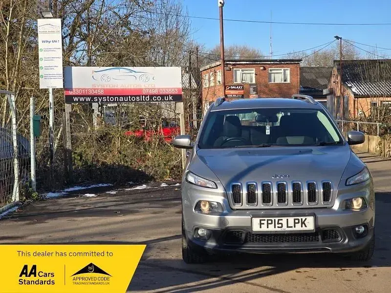 Used Jeep Cherokee Longitude Plus 140 HP (102 kW) 2015 Grey SUV