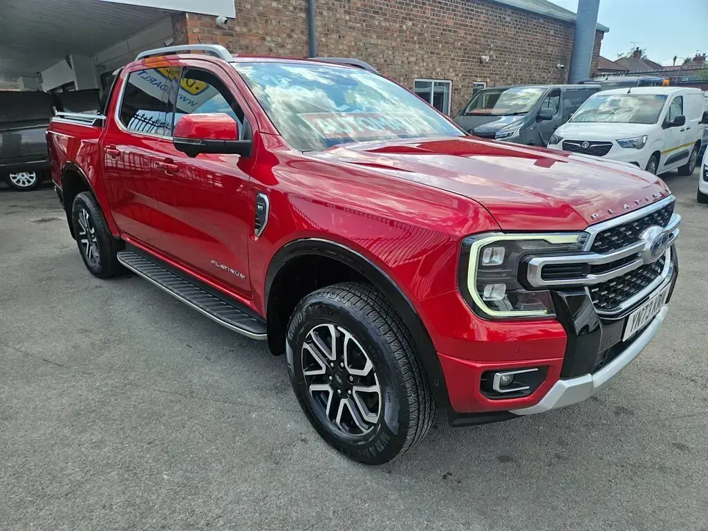 Used Ford Ranger Platinum 2023 Red Pickup