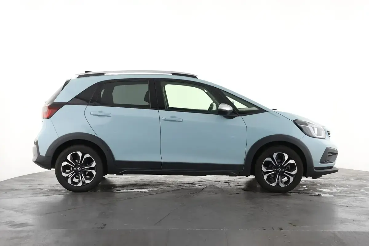 Used Honda Jazz Hybrid 109 HP (80 kW) 2022 Blue Hatchback