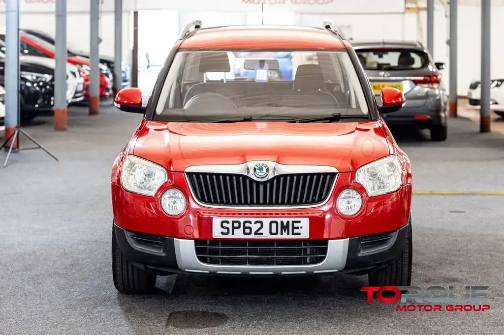 Used Skoda Yeti 110 HP (80 kW) 2012 Red SUV