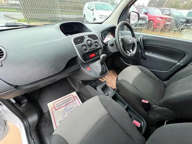 Used Renault Kangoo Business 44 kW (60 HP) 2019 White MPV