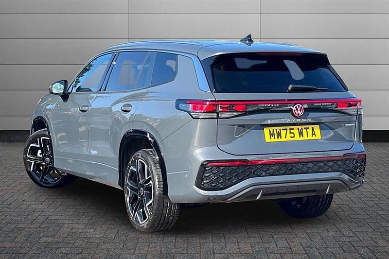 Usado VW Tayron R-line 272 HP (200 kW) 2025 Cinzento SUV