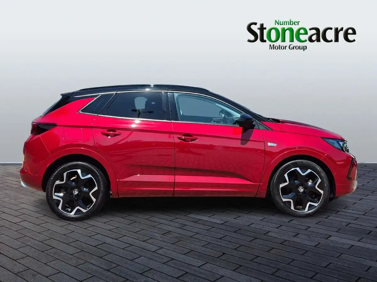 Used Vauxhall Grandland X Ultimate 130 HP (95 kW) 2023 Red SUV