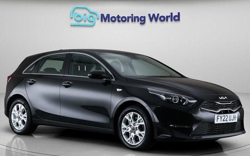 Used 2021 Kia Ceed 2 Hatchback | £11,300 (Fair price) - Image 1/4