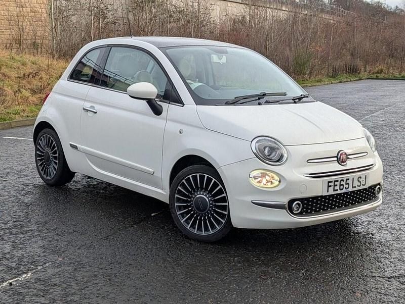 Used Fiat 500 Lounge 69 HP (50 kW) 2015 White Hatchback