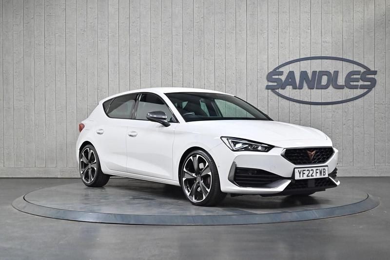 White Used 2022 Cupra Leon VZ2 Hatchback | £21,499 (Fair price) - Image 1/4