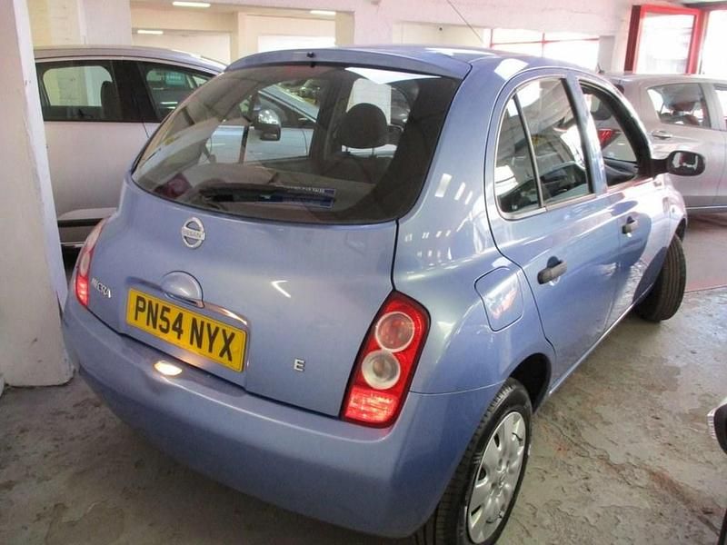 Used Nissan Micra 64 HP (47 kW) 2004 Blue Hatchback