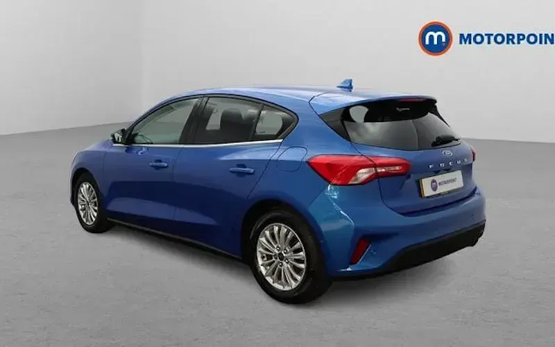 Used Ford Focus Titanium 125 HP (91 kW) 2020 Blue Hatchback